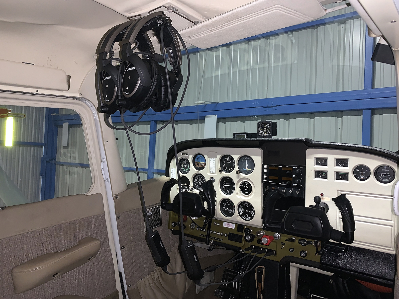 1974 Cessna 172 Skyhawk - Image 7