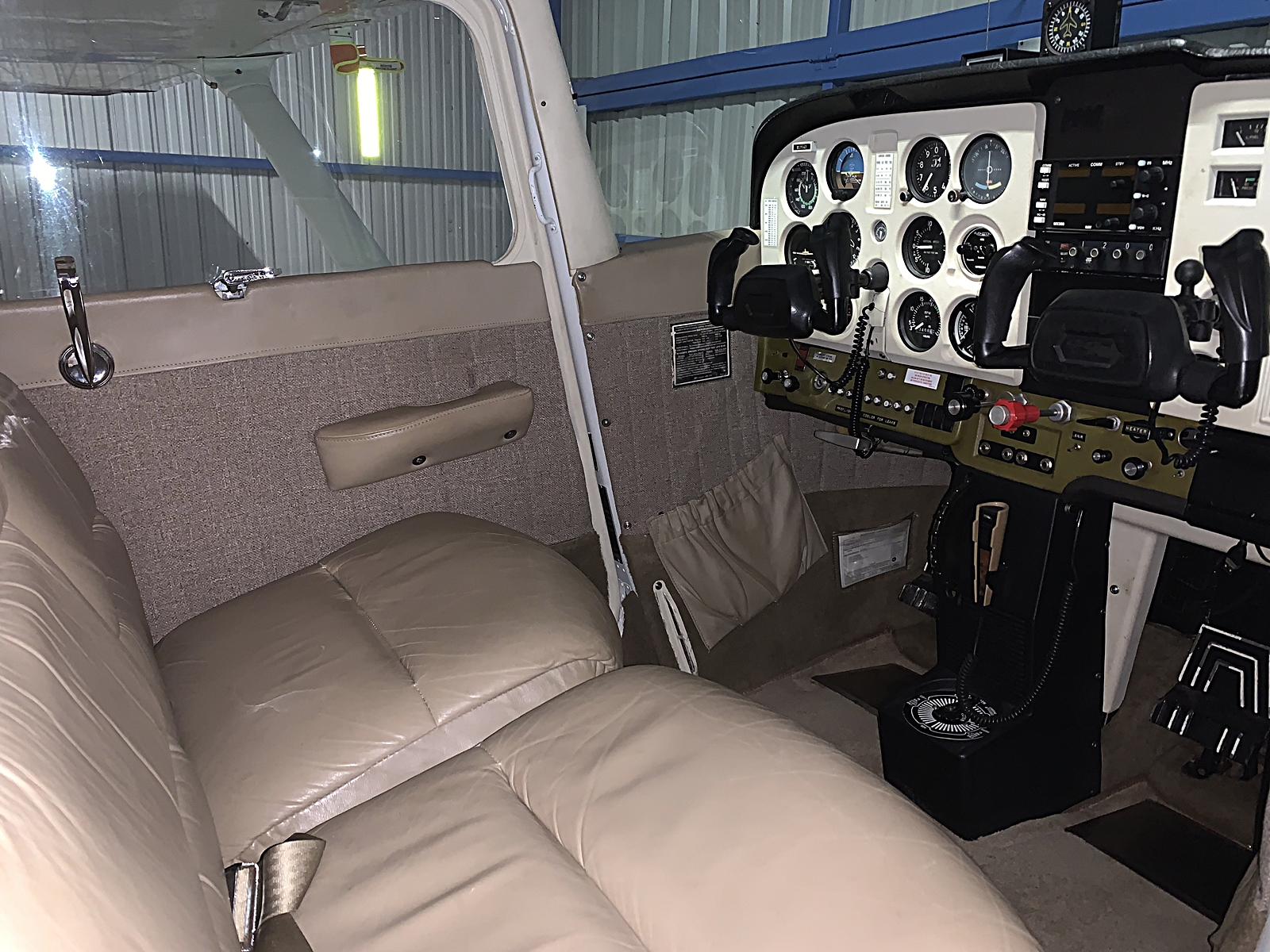 1974 Cessna 172 Skyhawk - Image 3