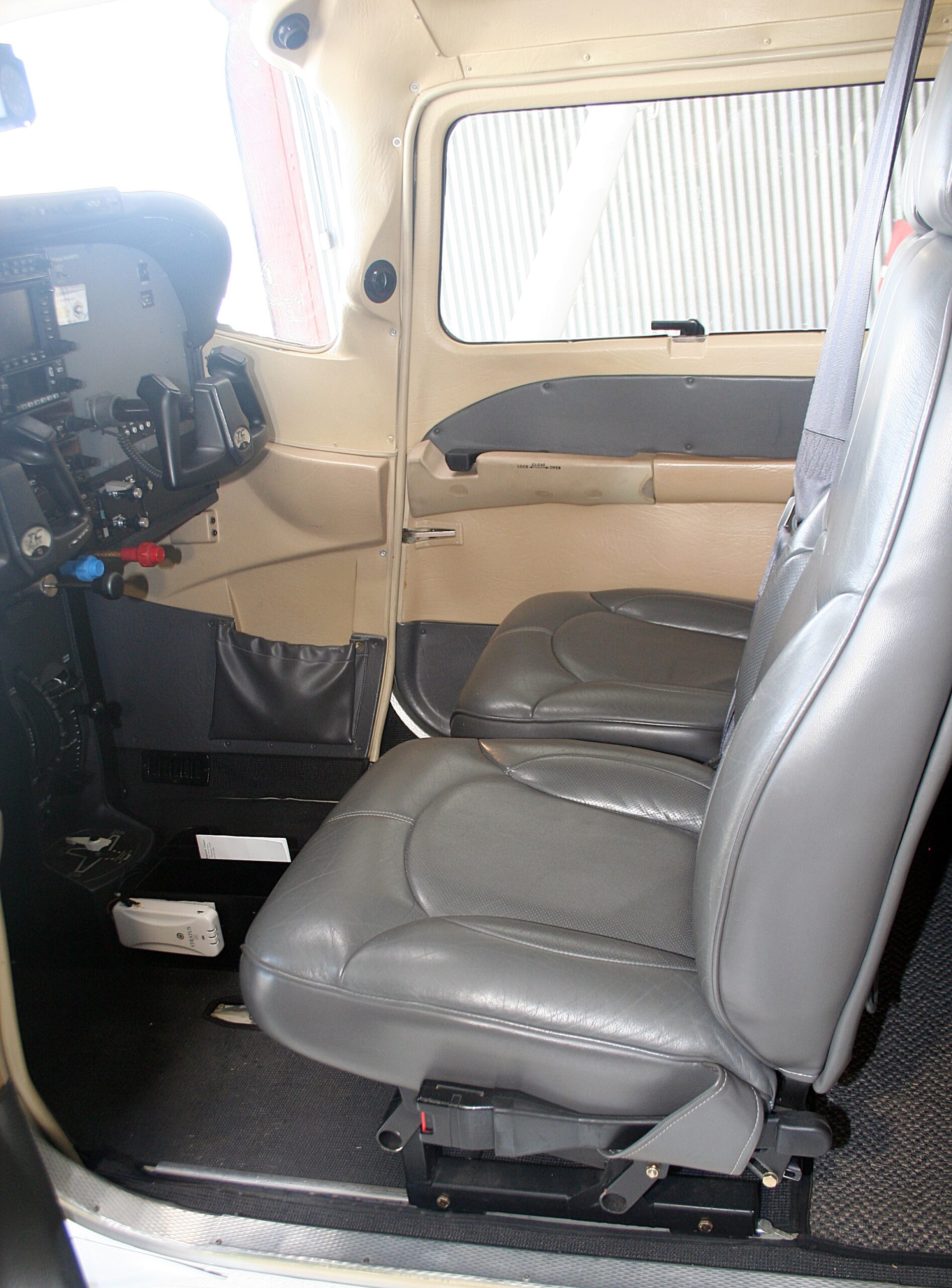2002 Cessna Turbo Skylane T182T - Image 10
