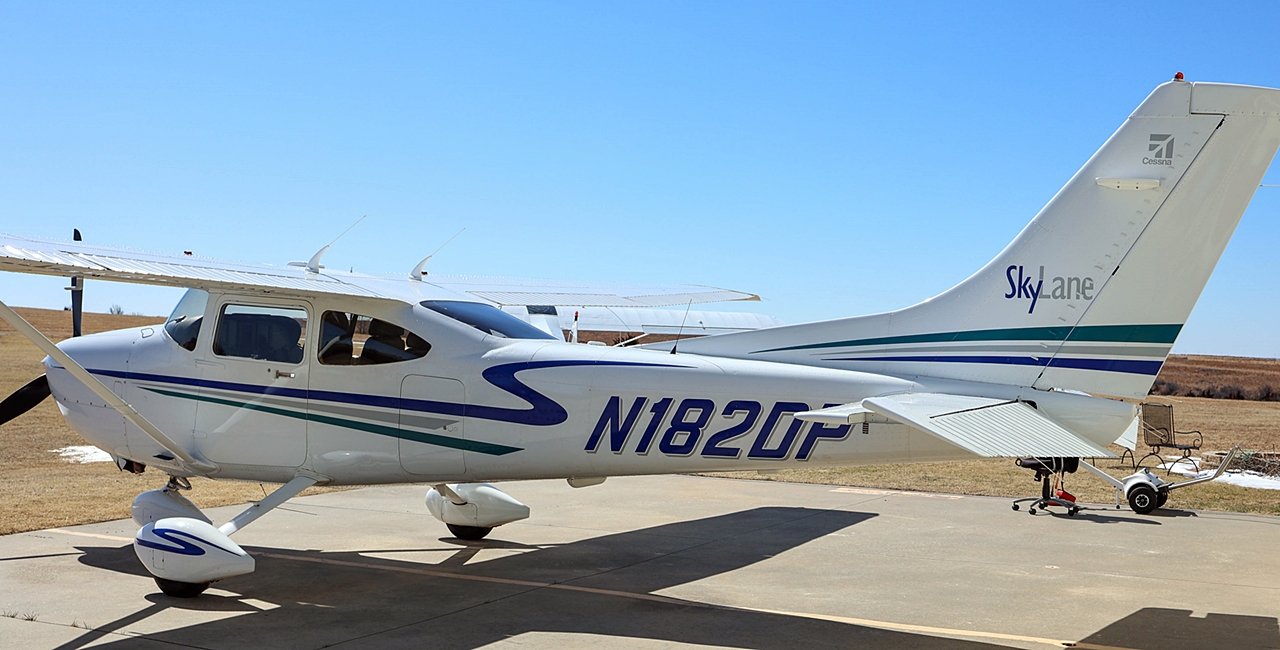 2002 Cessna 182T Skylane - Image 5