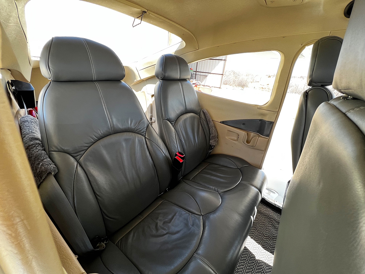 2002 Cessna 182T Skylane - Image 19