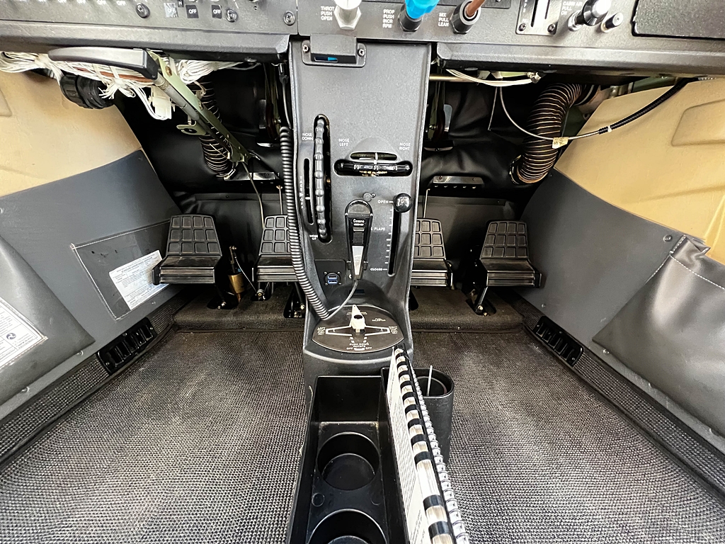 2002 Cessna 182T Skylane - Image 20