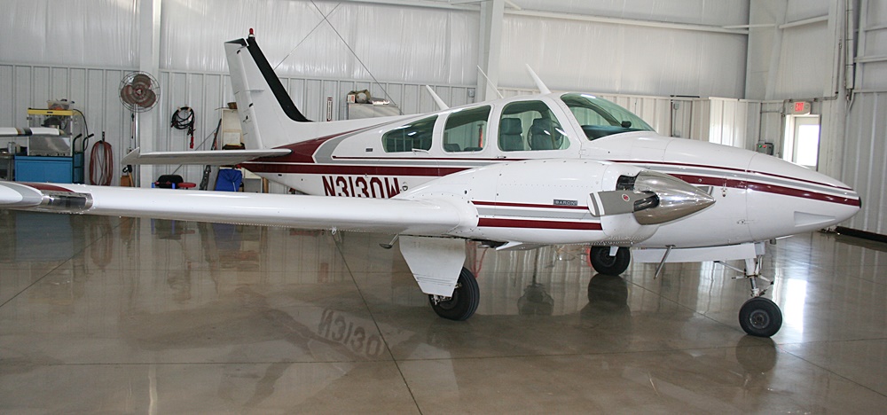 1974 Beechcraft B55 Baron - Image 5