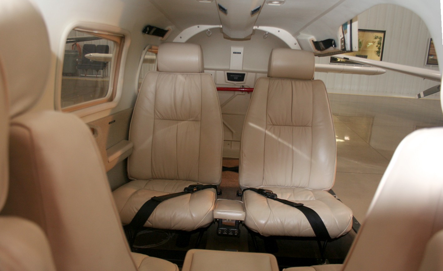 1998 Piper Saratoga II HP N4125D - Image 2