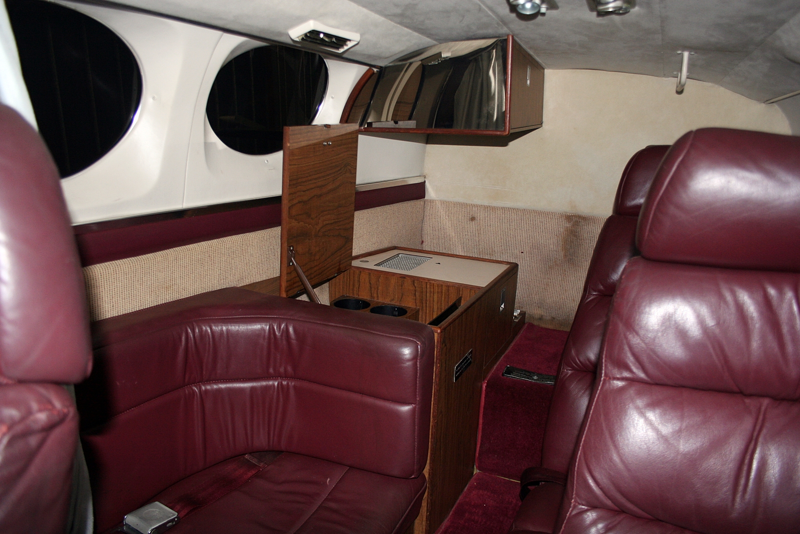 1980 Cessna 414A Chancellor - Image 6