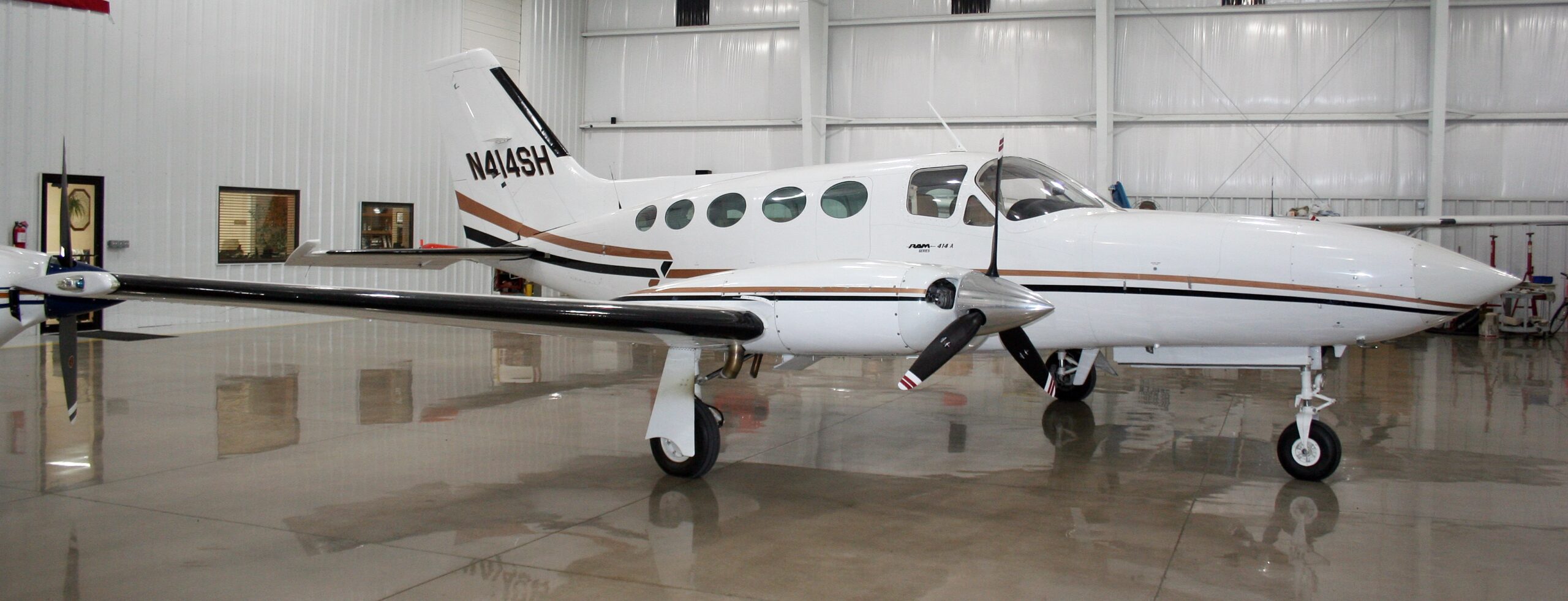 1980 Cessna 414A Chancellor - Image 2