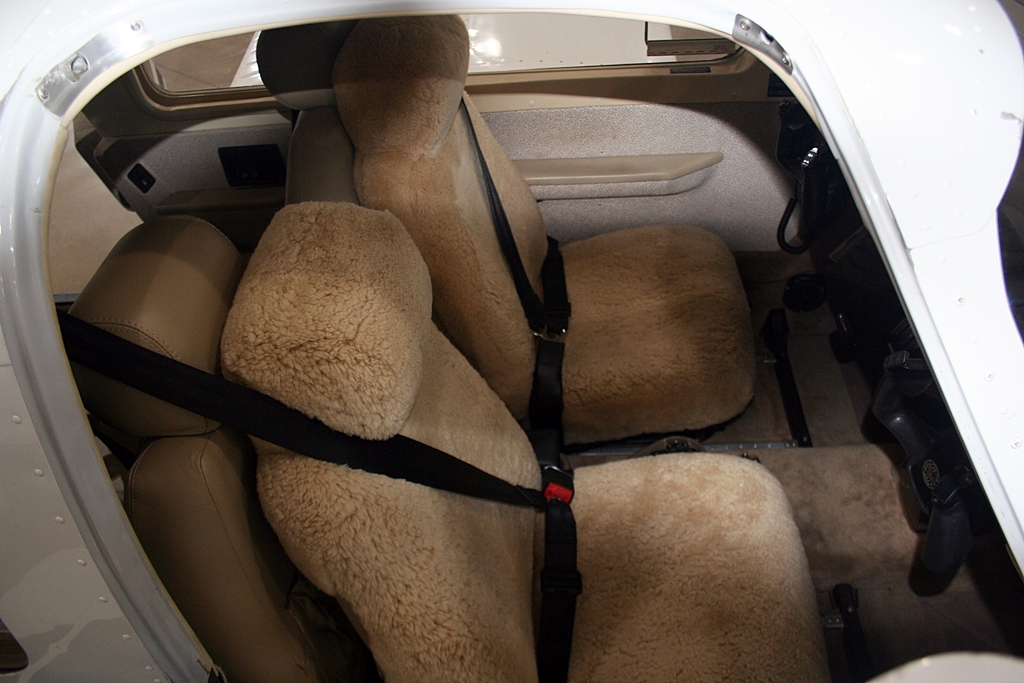 2007 Piper Turbo Saratoga - Image 9