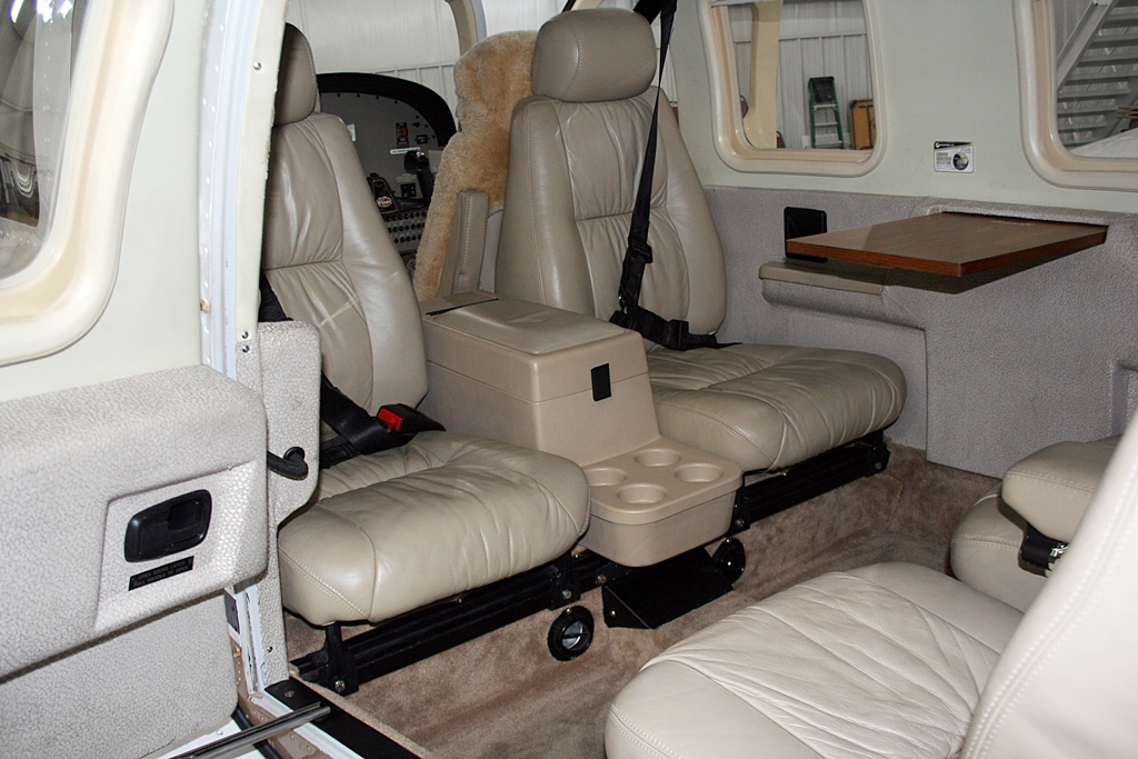 2007 Piper Turbo Saratoga - Image 7