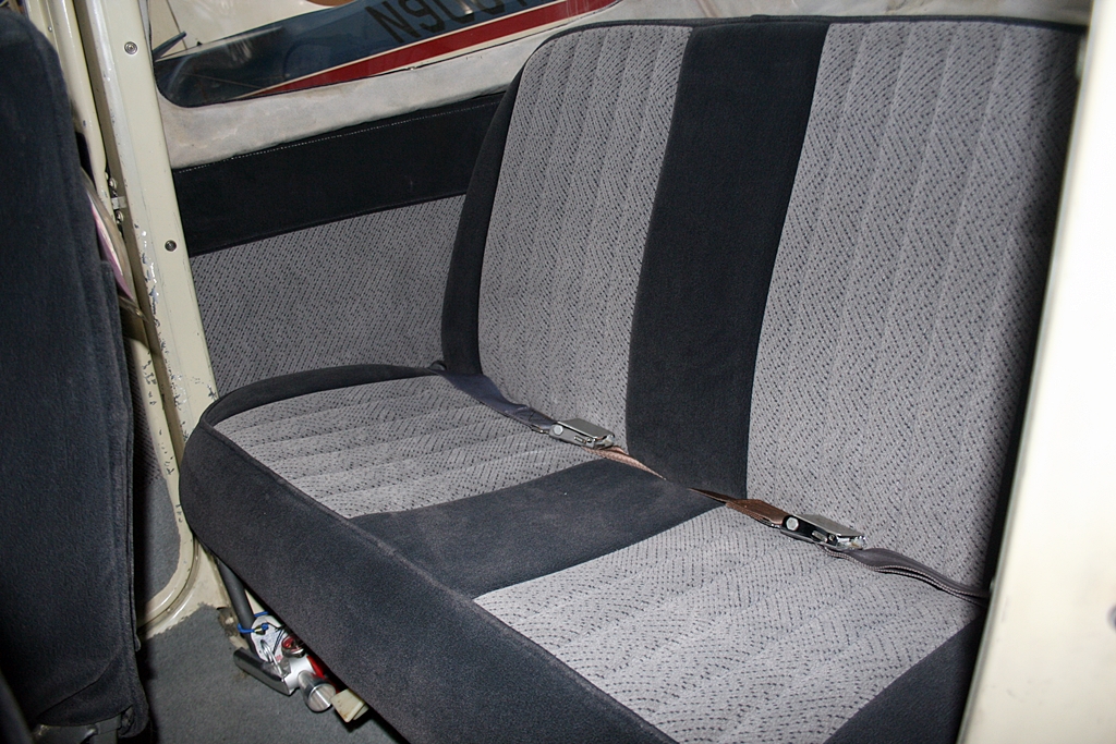 1965 Cessna 172 Skyhawk - Image 5