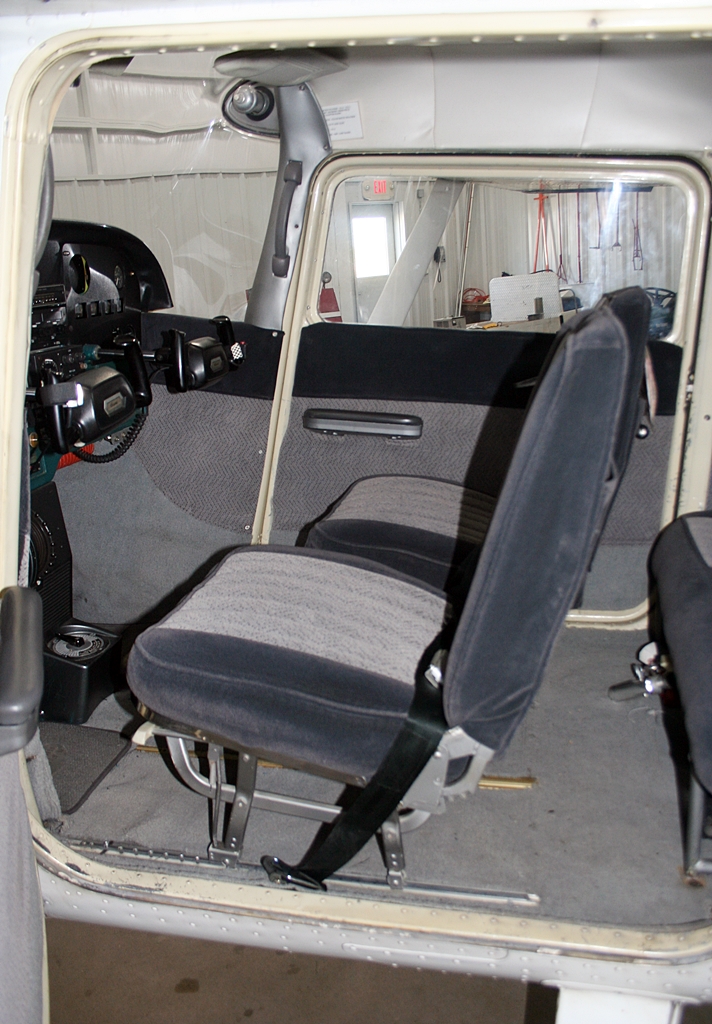 1965 Cessna 172 Skyhawk - Image 4