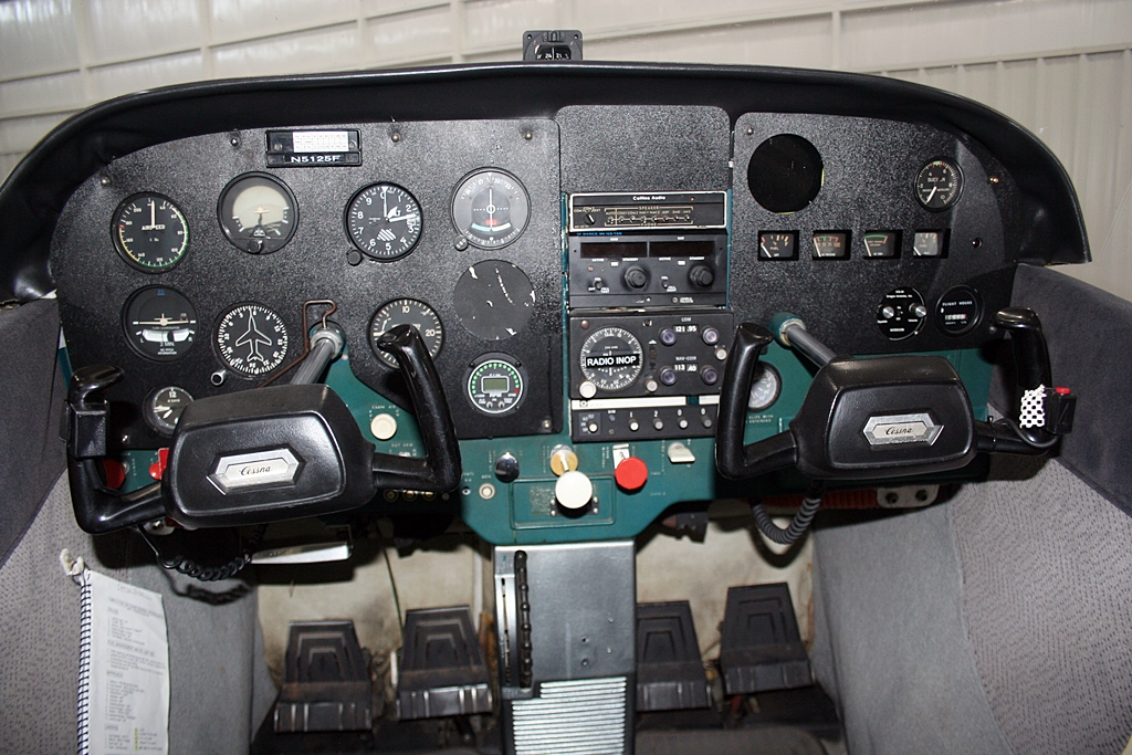 1965 Cessna 172 Skyhawk - Image 6