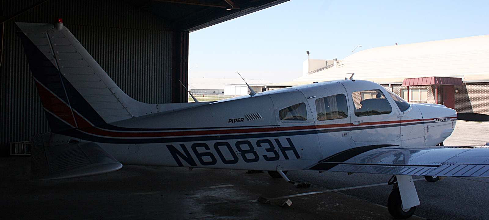 1978 Piper Arrow III PA28R-201 - Image 3