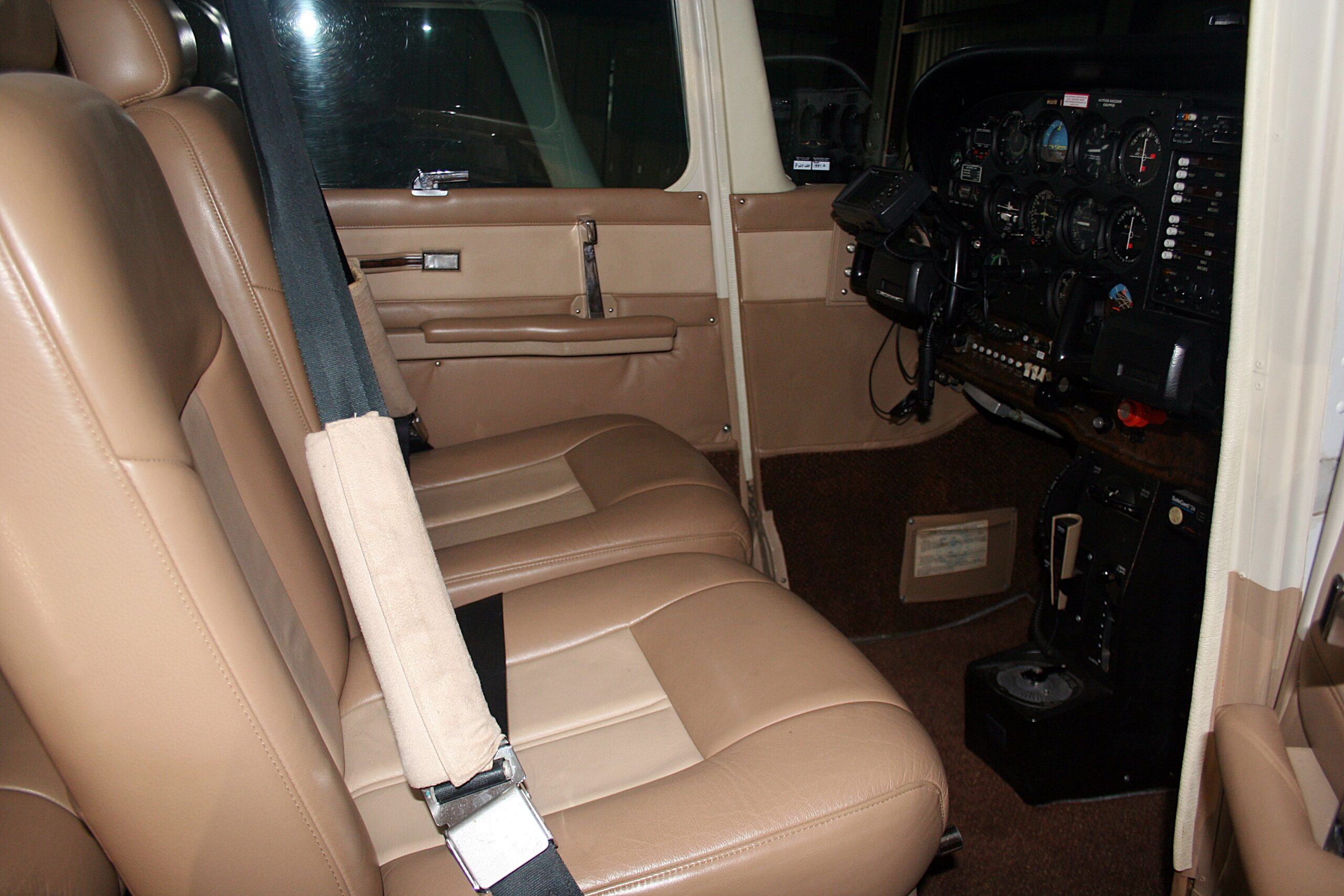 1980 Cessna 172RG Cutlass - Image 10