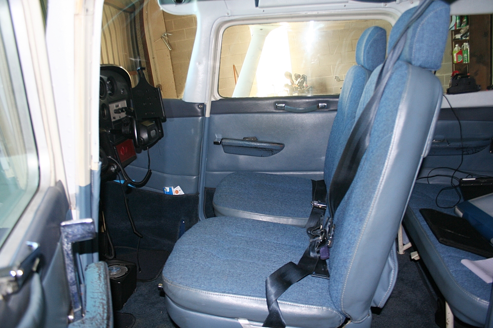 1976 Cessna 172 Skyhawk - Image 2