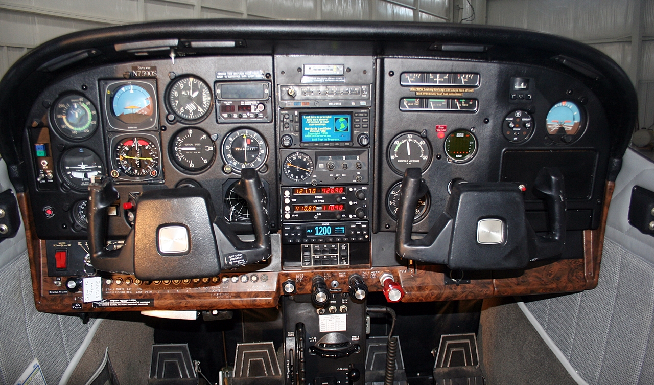 1977 Cessna 182 Skylane - Image 3