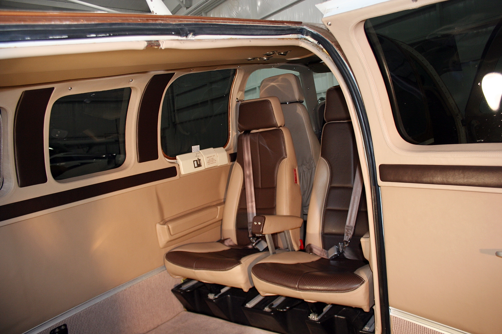 1992 Beechcraft A-36 Bonanza - Image 19