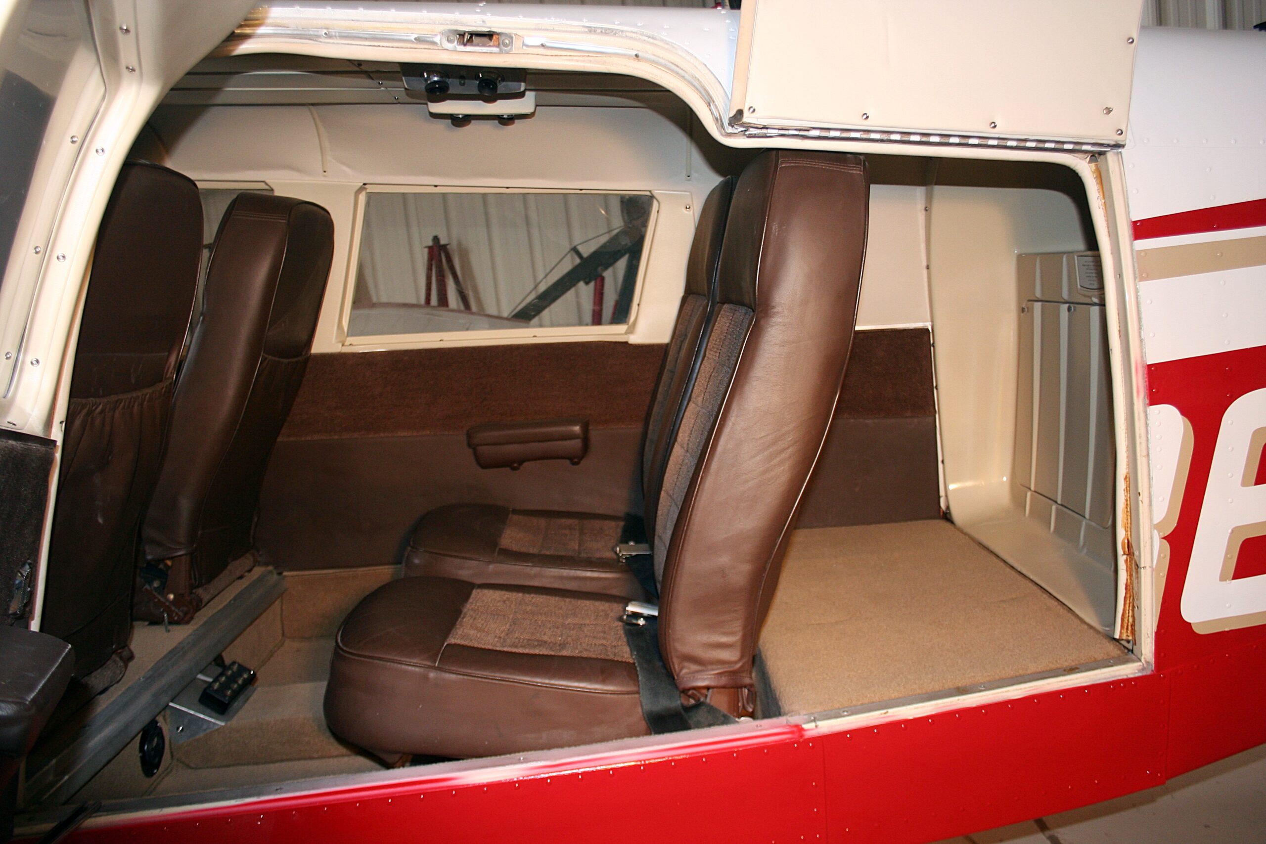 1972 Piper Cherokee 6-300 - Image 4