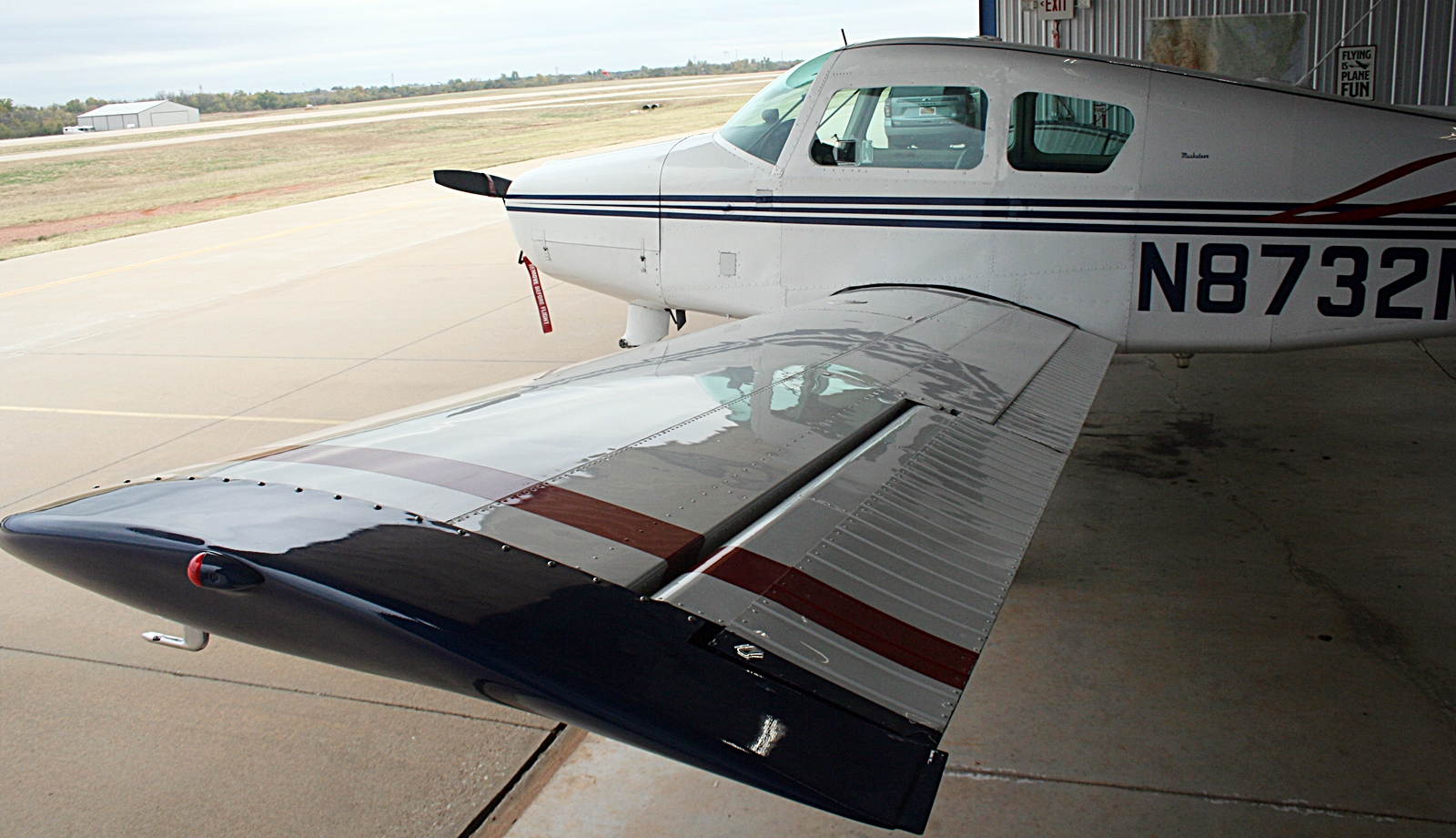 1963 Beechcraft Musketeer - Image 4