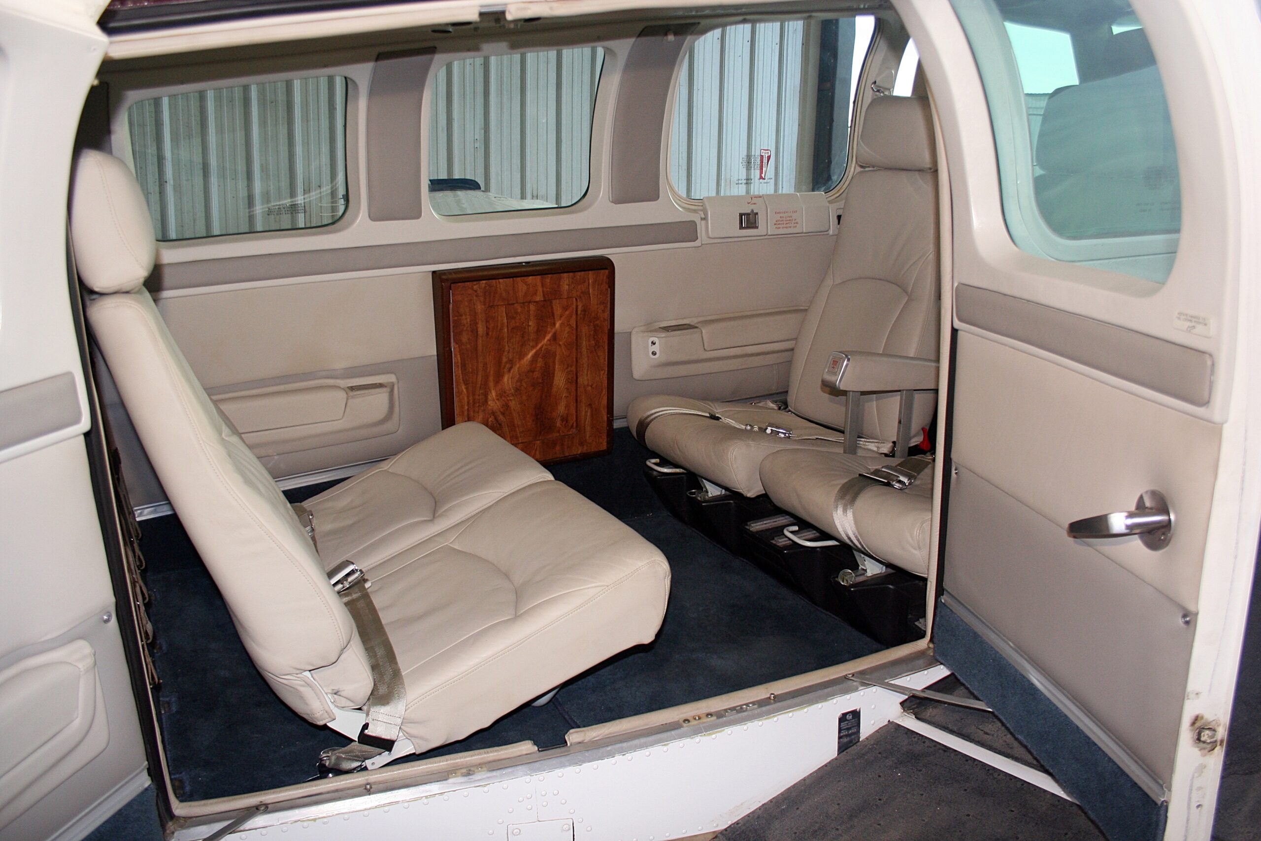 1983 B36TC Bonanza - Image 4