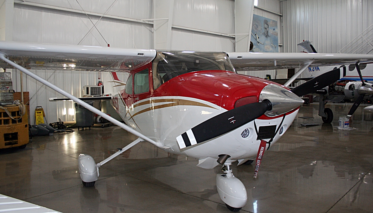 1985 Cessna 182R Skylane - Image 9