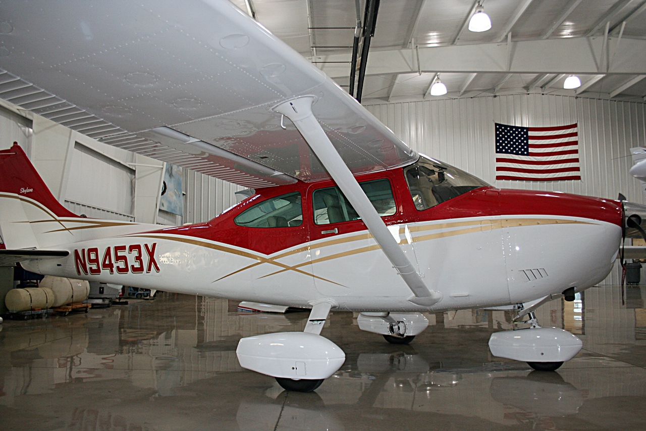 1985 Cessna 182R Skylane