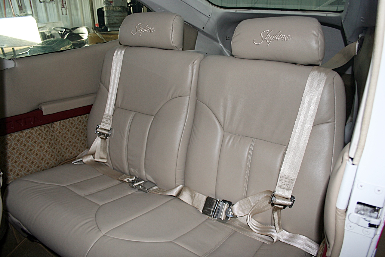 1985 Cessna 182R Skylane - Image 2