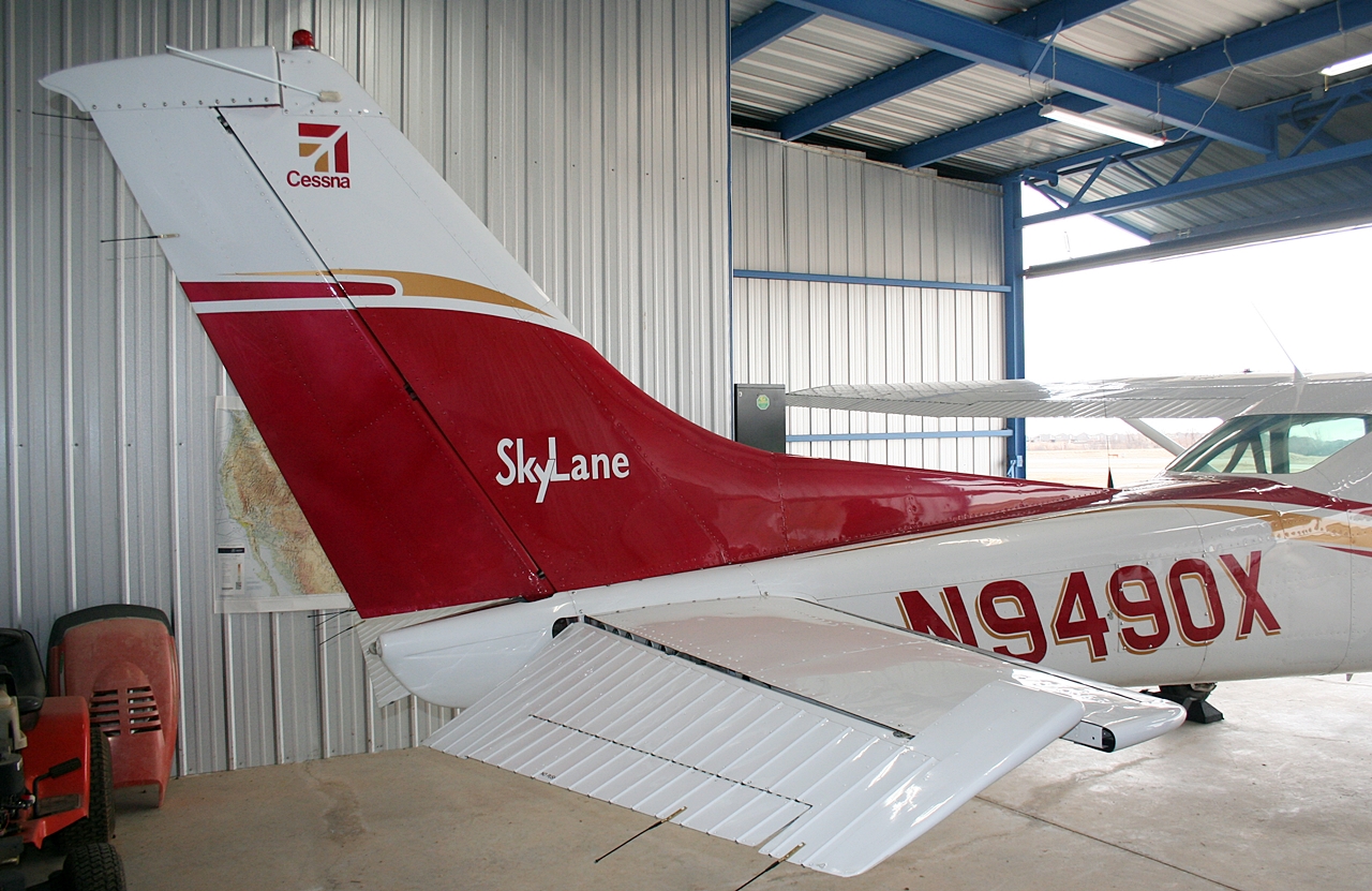 1985 Cessna 182R Skylane - Image 3