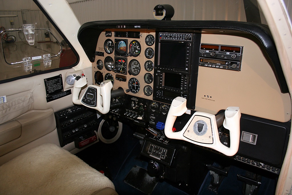 1984 Beechcraft A-36 Bonanza - Image 8