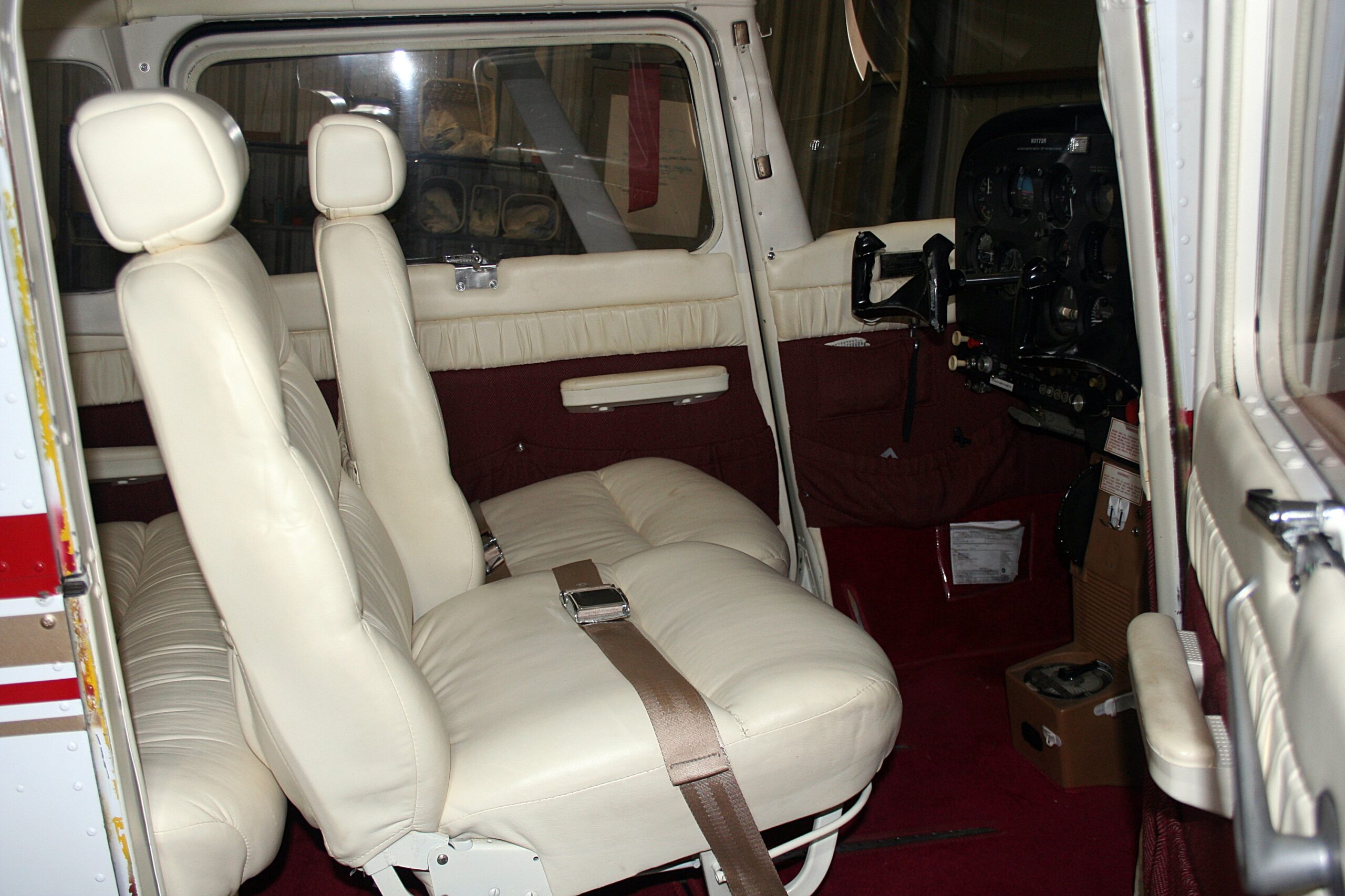 1967 Cessna Skyhawk 180HP - Image 7