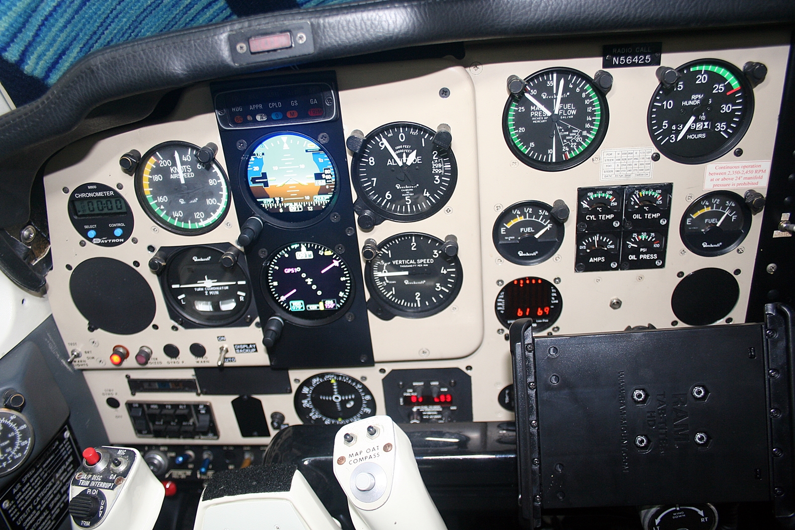 1990 Beechcraft F-33A - Image 7