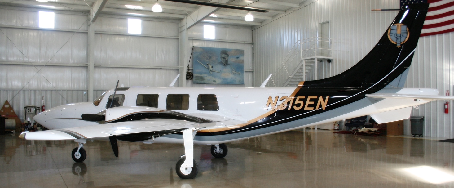 1977 Aerostar 601P - Image 13