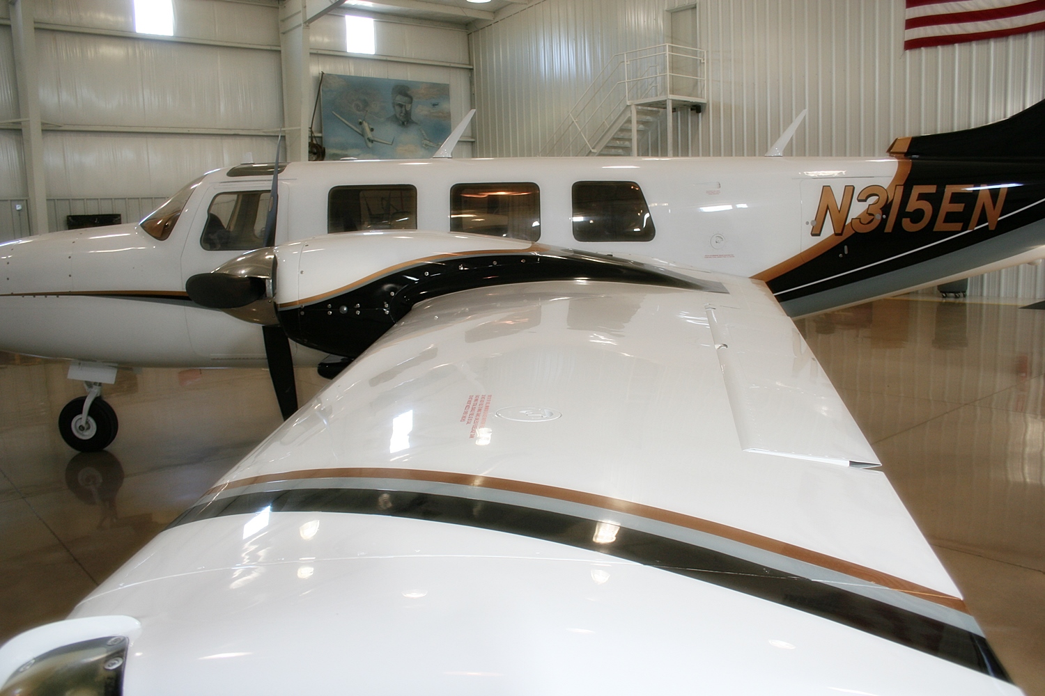 1977 Aerostar 601P - Image 10