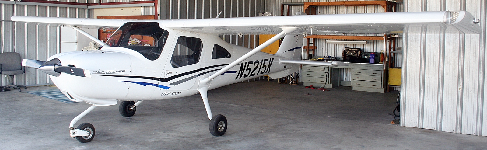 2011 Cessna 162 Skycatcher - Image 2