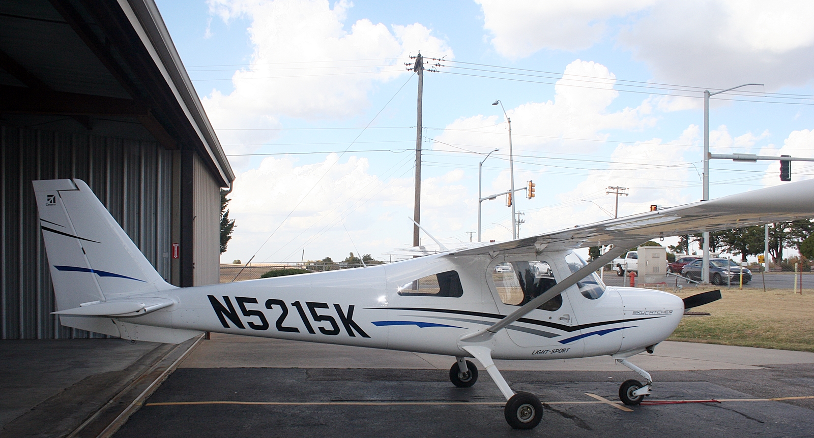 2011 Cessna 162 Skycatcher - Image 6