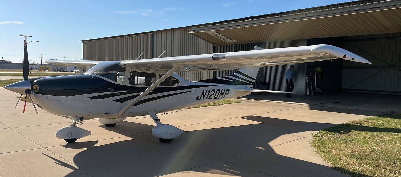 2006 Cessna 182 Skylane, G1000 & Electric A/C - Image 7