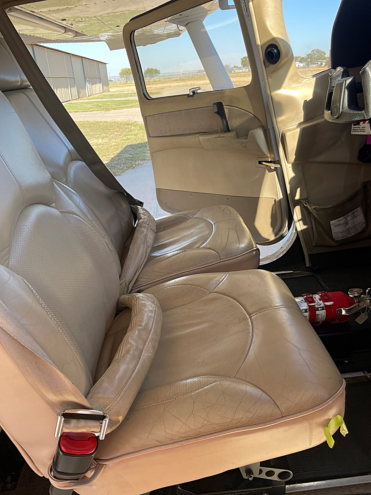 2006 Cessna 182 Skylane, G1000 & Electric A/C - Image 13