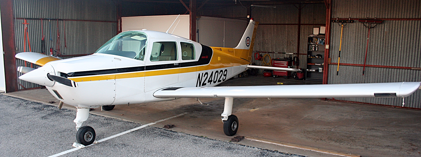 1977 Beechcraft Musketeer B19 Sport - Image 3