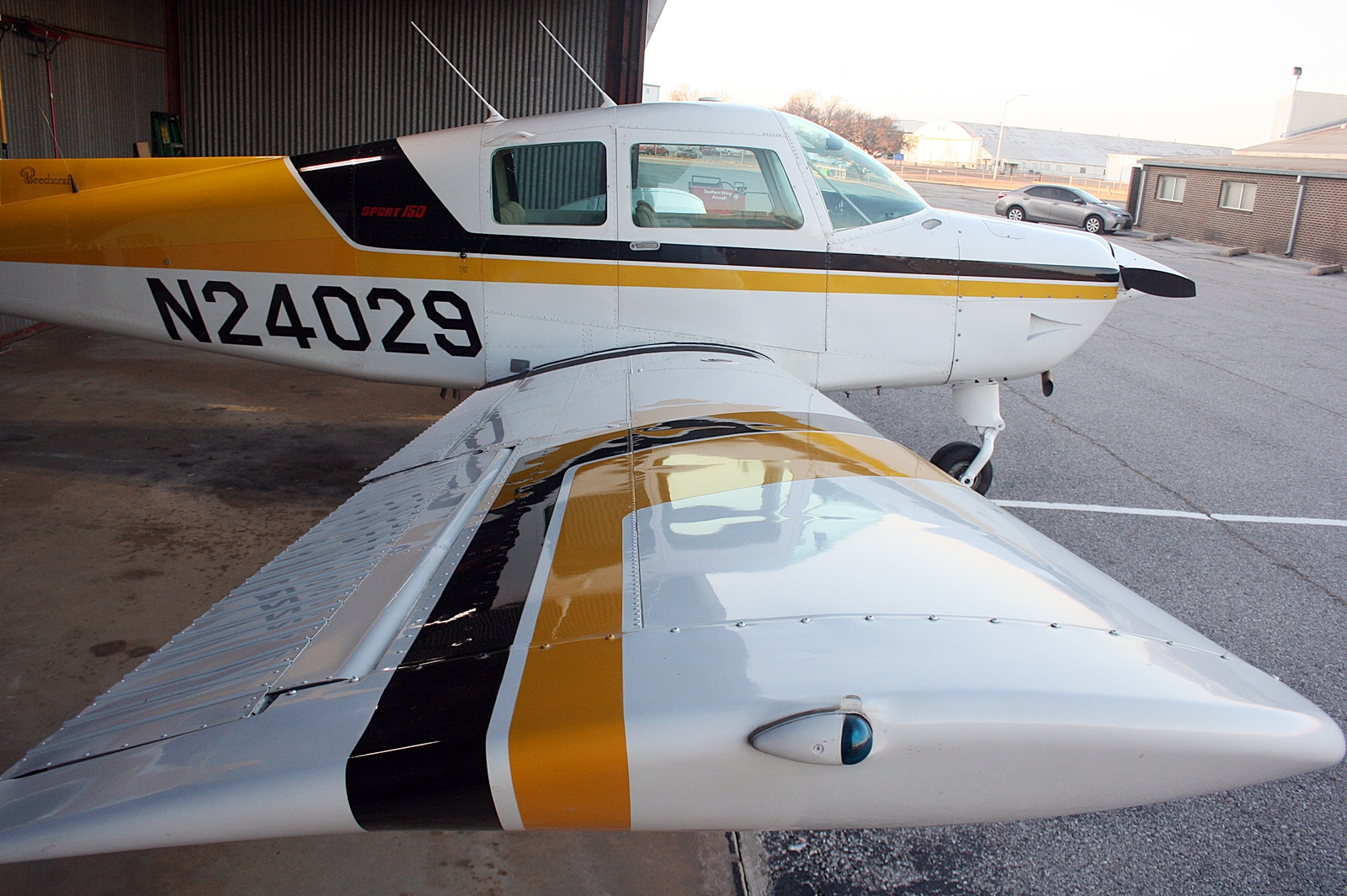 1977 Beechcraft Musketeer B19 Sport - Image 6