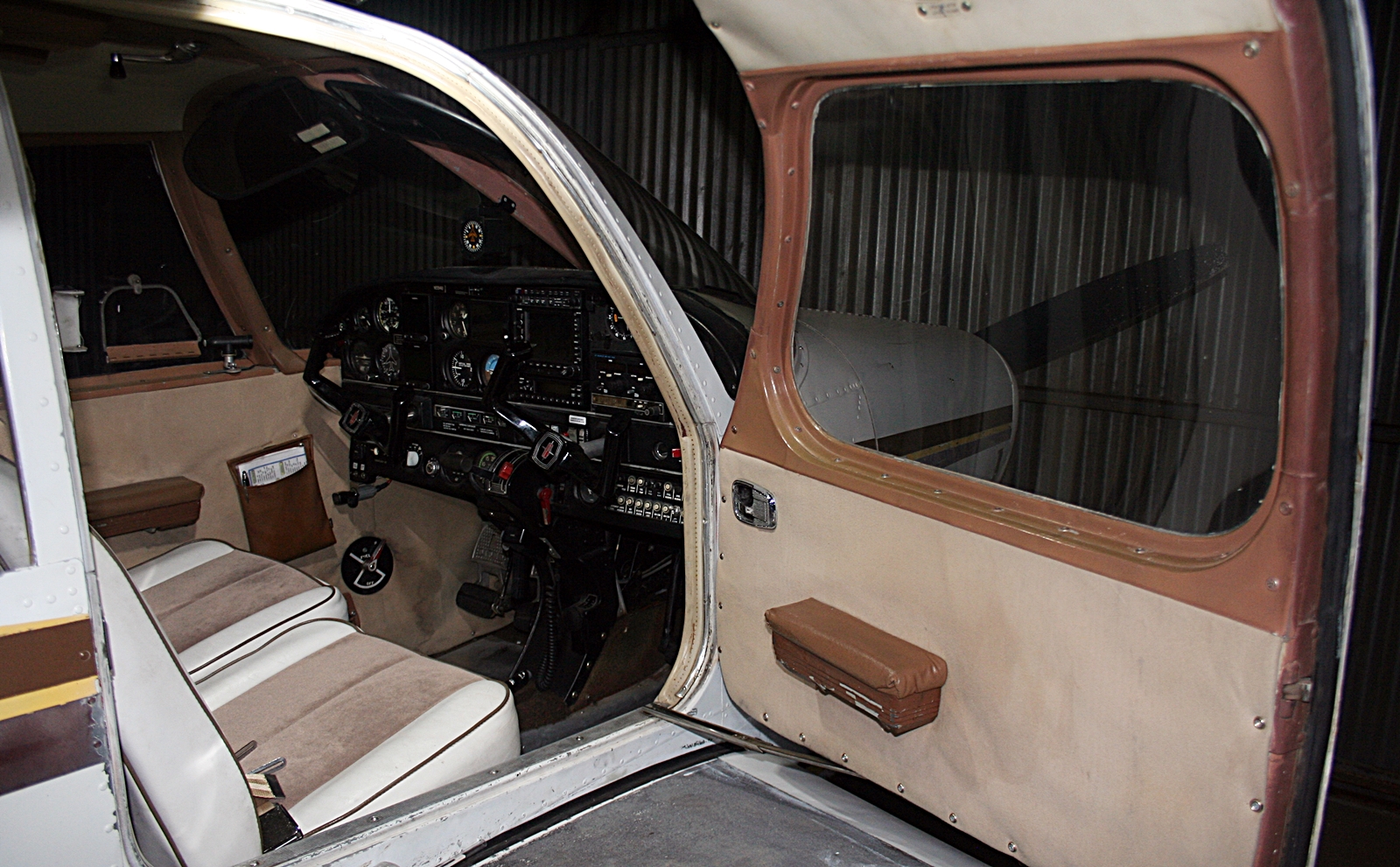 1969 Piper Cherokee 140 - Image 6