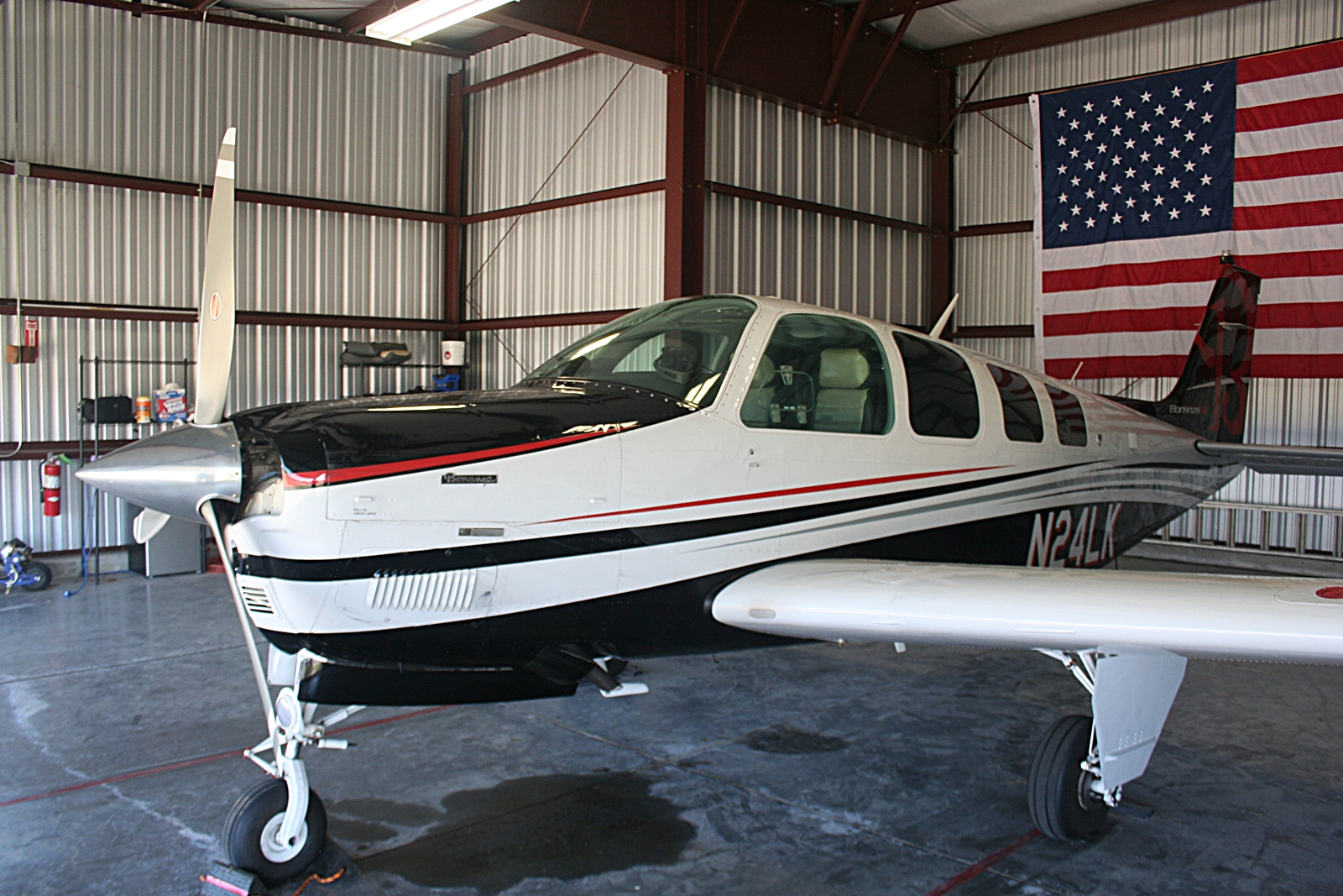 1980 Beechcraft A-36 Bonanza - Image 3