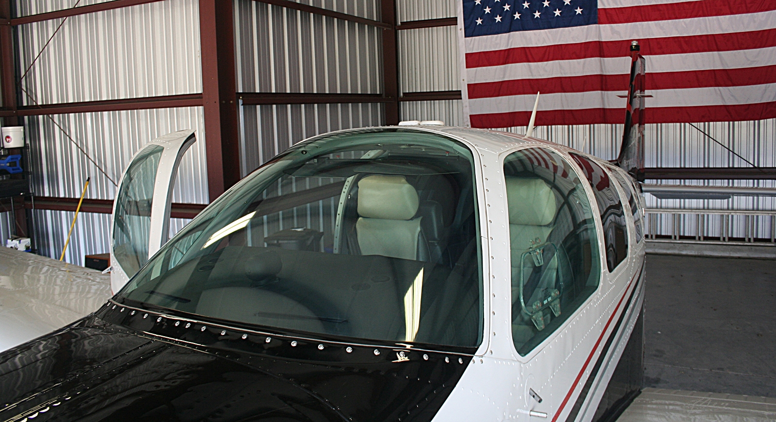 1980 Beechcraft A-36 Bonanza - Image 5