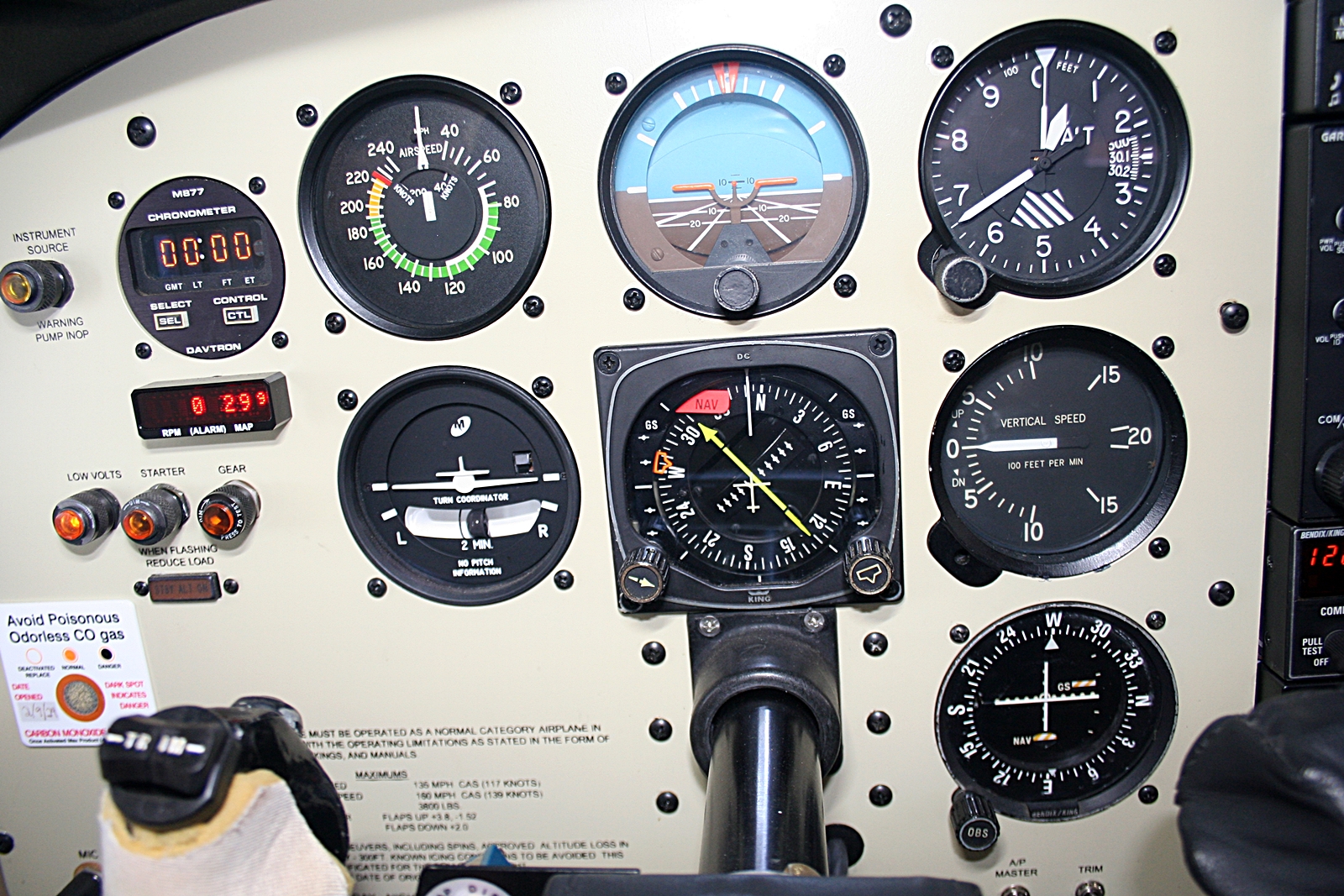 1974 Cessna 210L Centurion - Image 20
