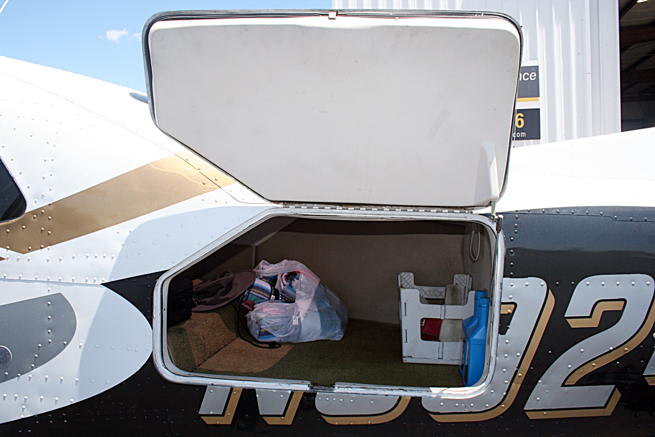 1974 Cessna 210L Centurion - Image 17