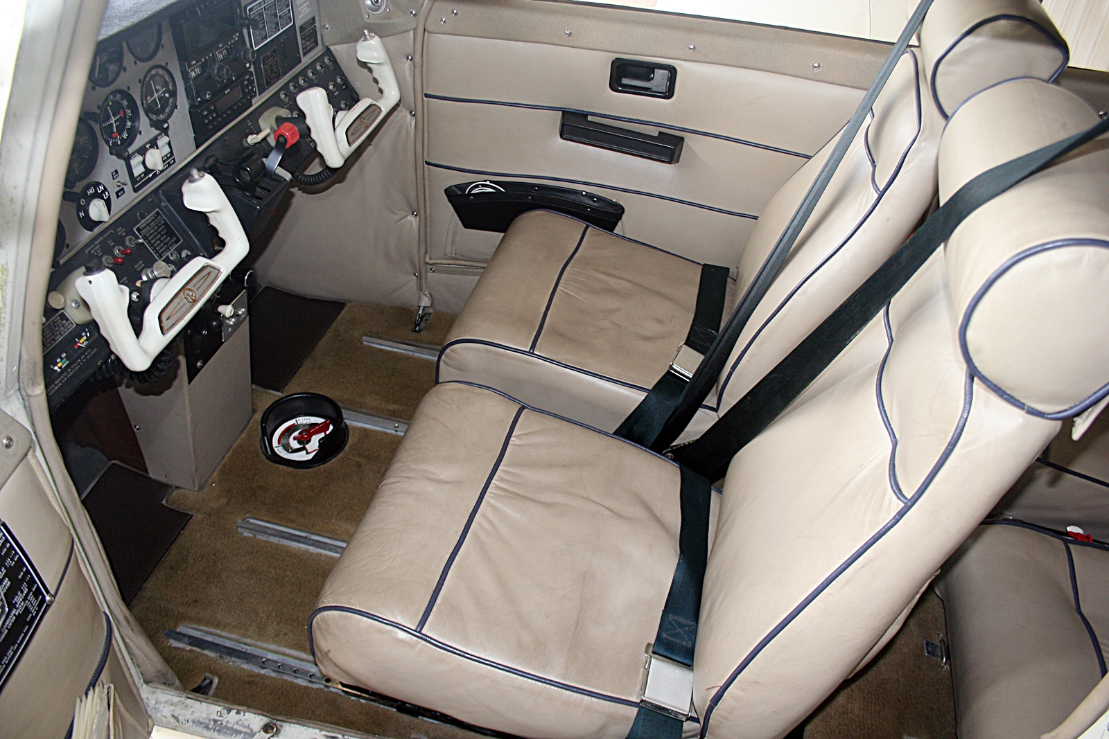 1975 Beechcraft Sundowner - Image 8
