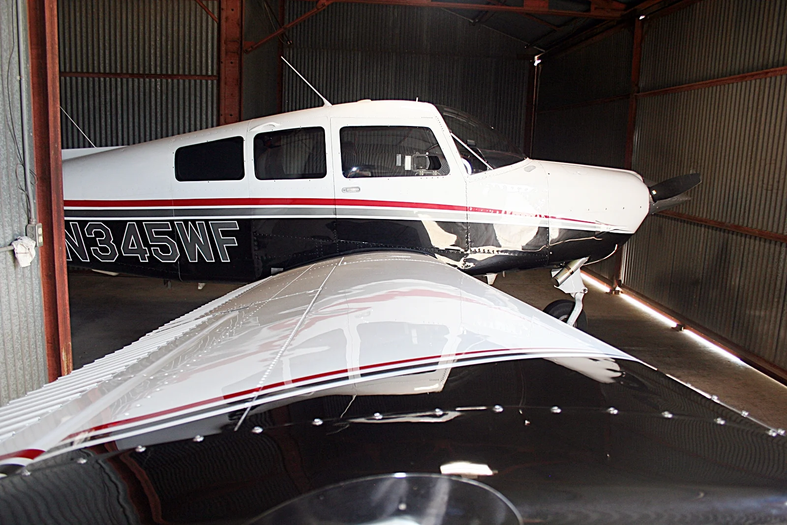 1976 Beechcraft C23 Sundowner - Image 5