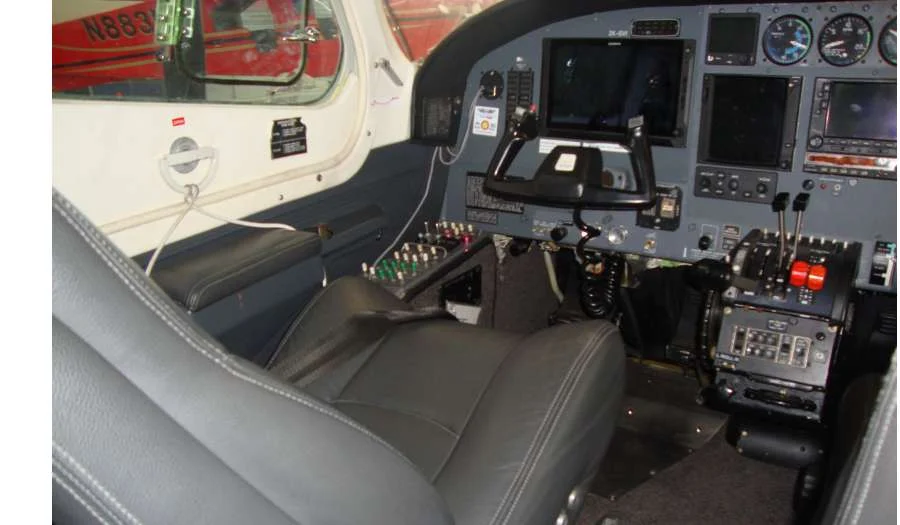 1980 Cessna C404 Titan Ambasador - Image 7
