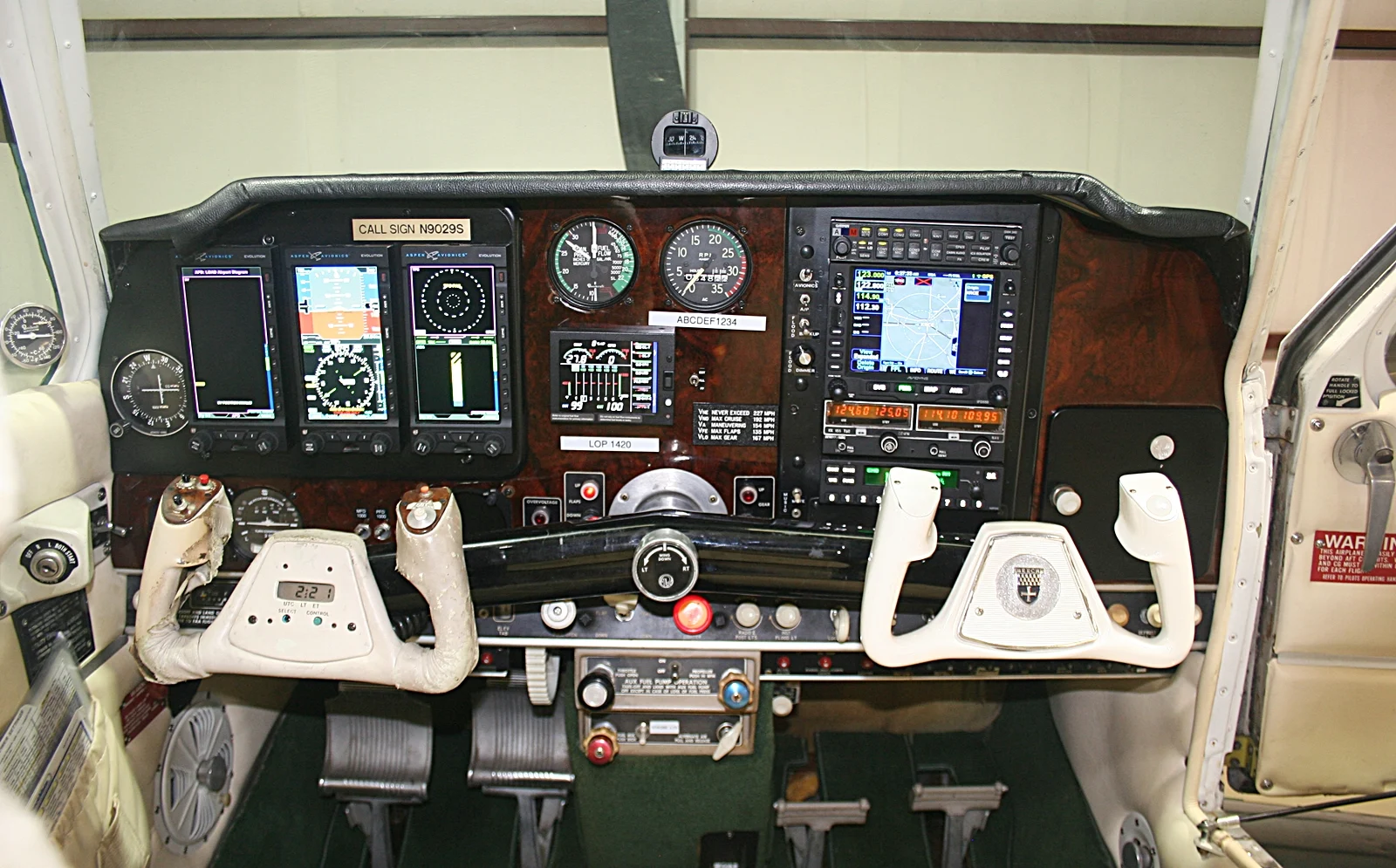 1965 Beechcraft S35 Bonanza - Image 13