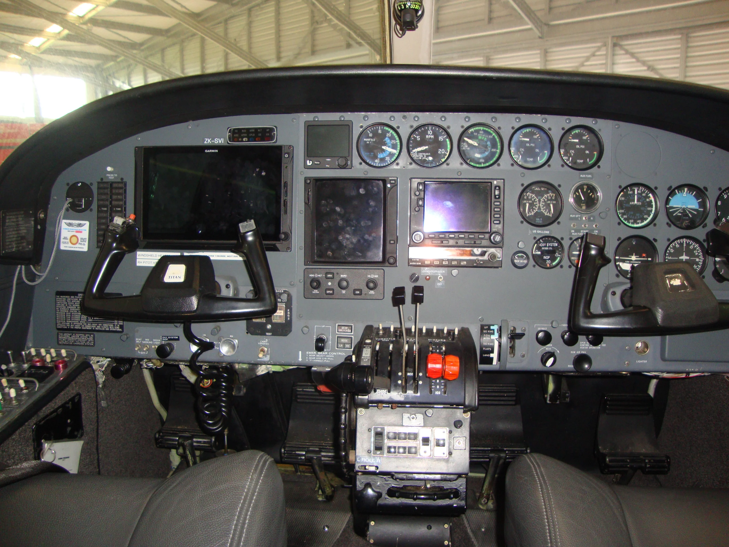 1980 Cessna C404 Titan Ambasador - Image 4